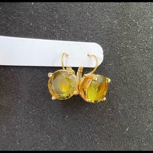 Kate Spade earrings. Simple and classic earrings for all occasions.